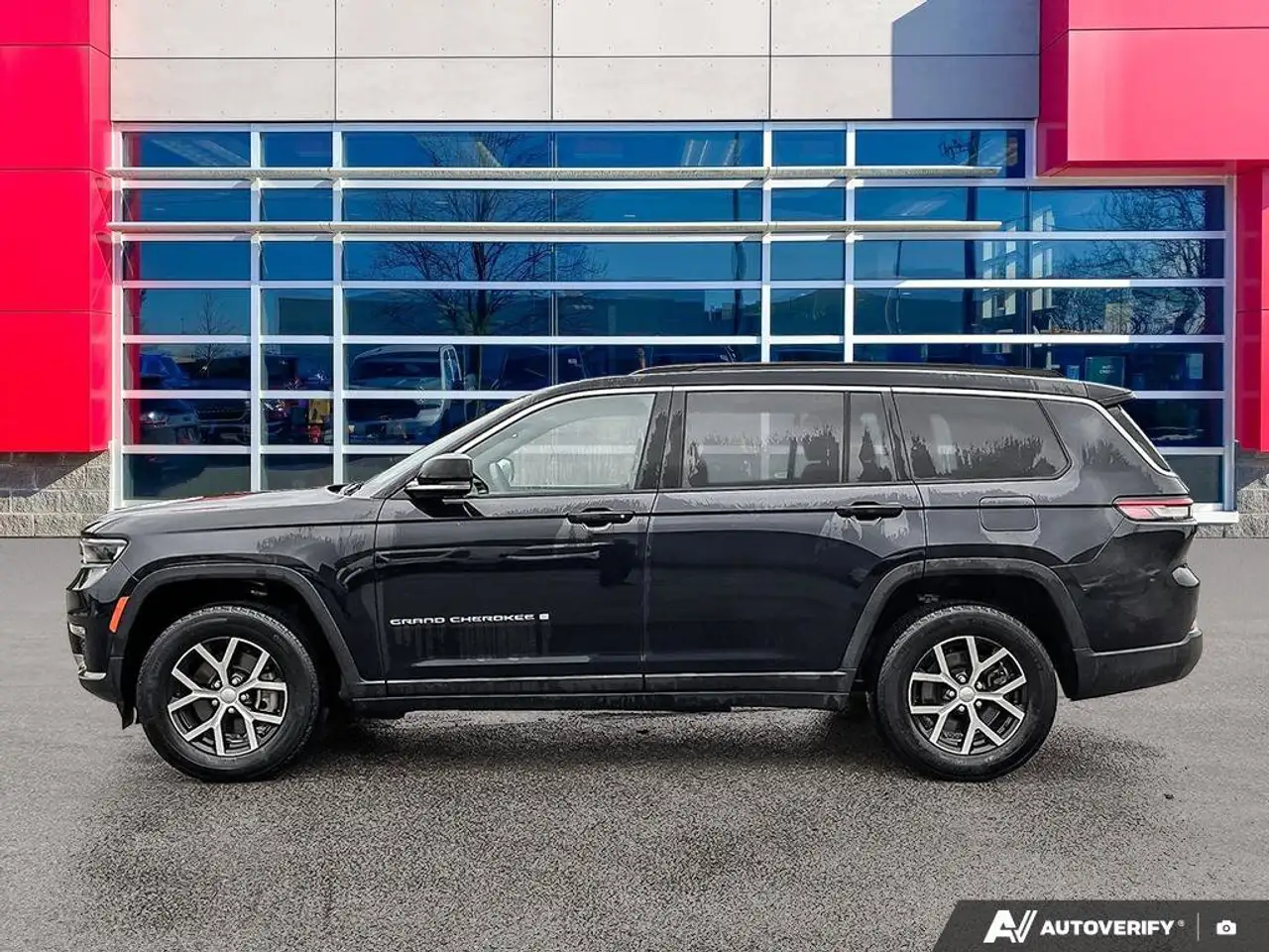 Jeep Grand Cherokee photo Jeep Grand Cherokee