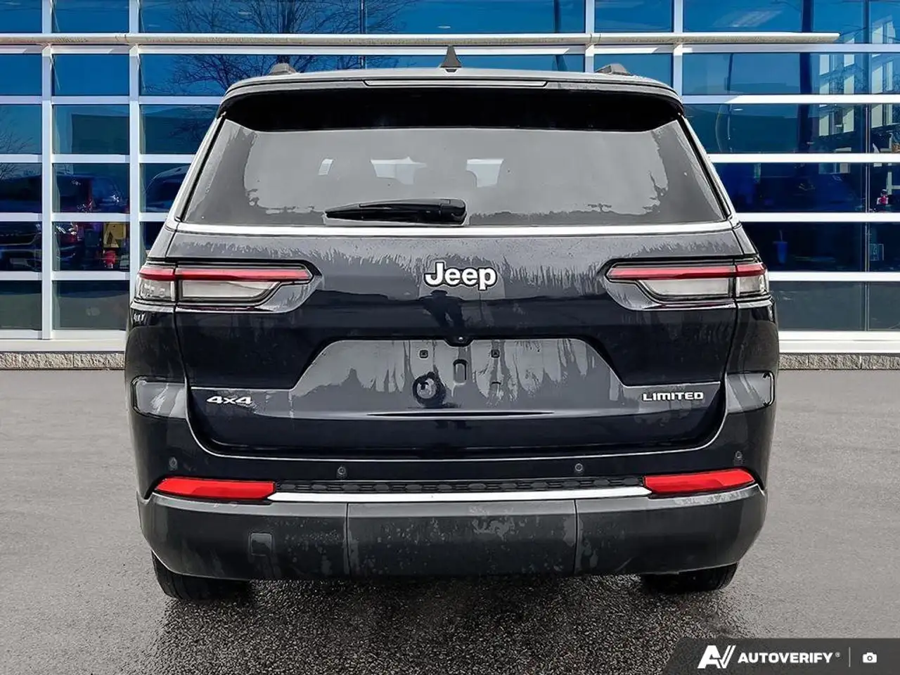 Jeep Grand Cherokee photo Jeep Grand Cherokee