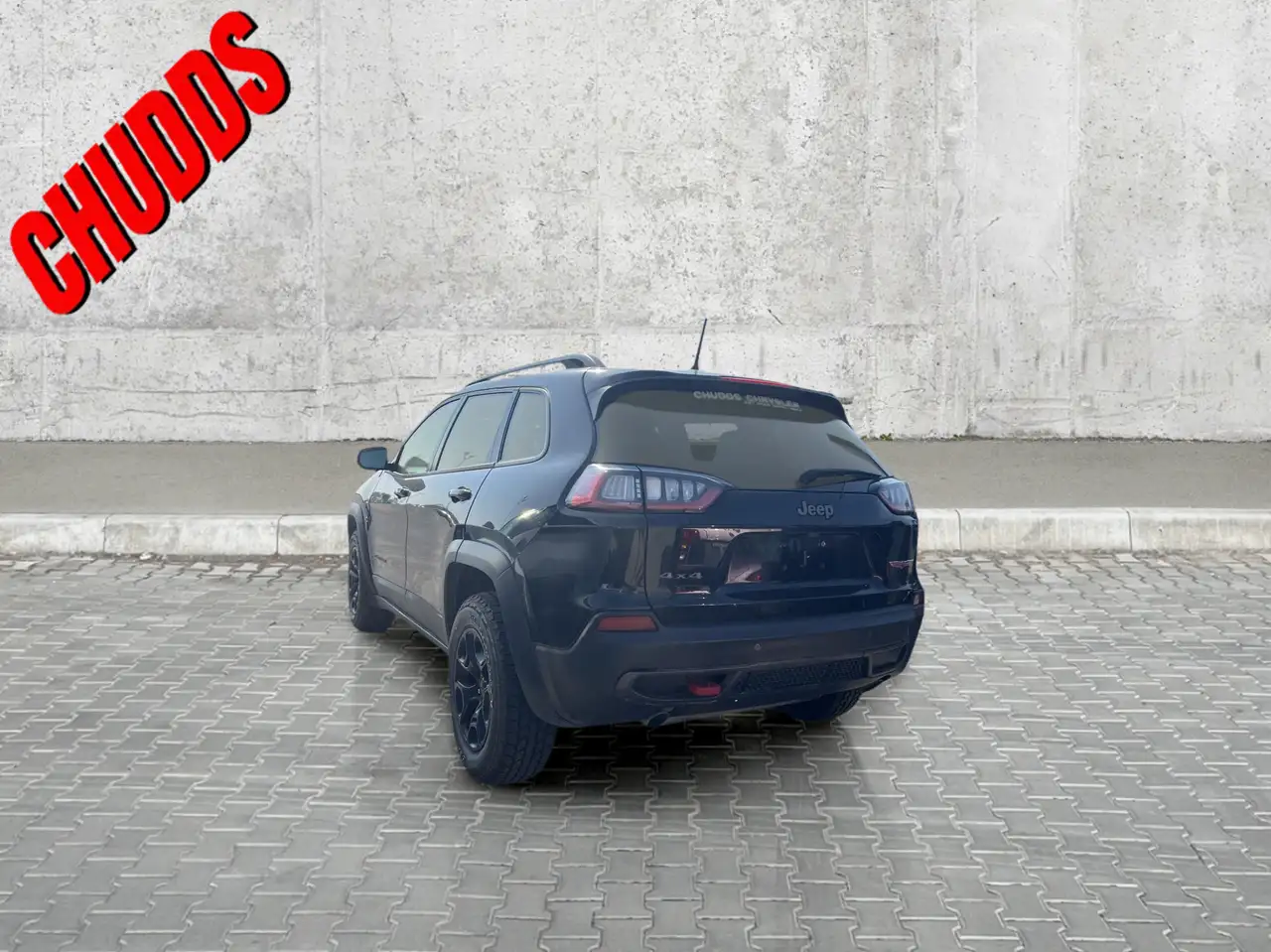 Jeep Cherokee снимка Jeep Cherokee
