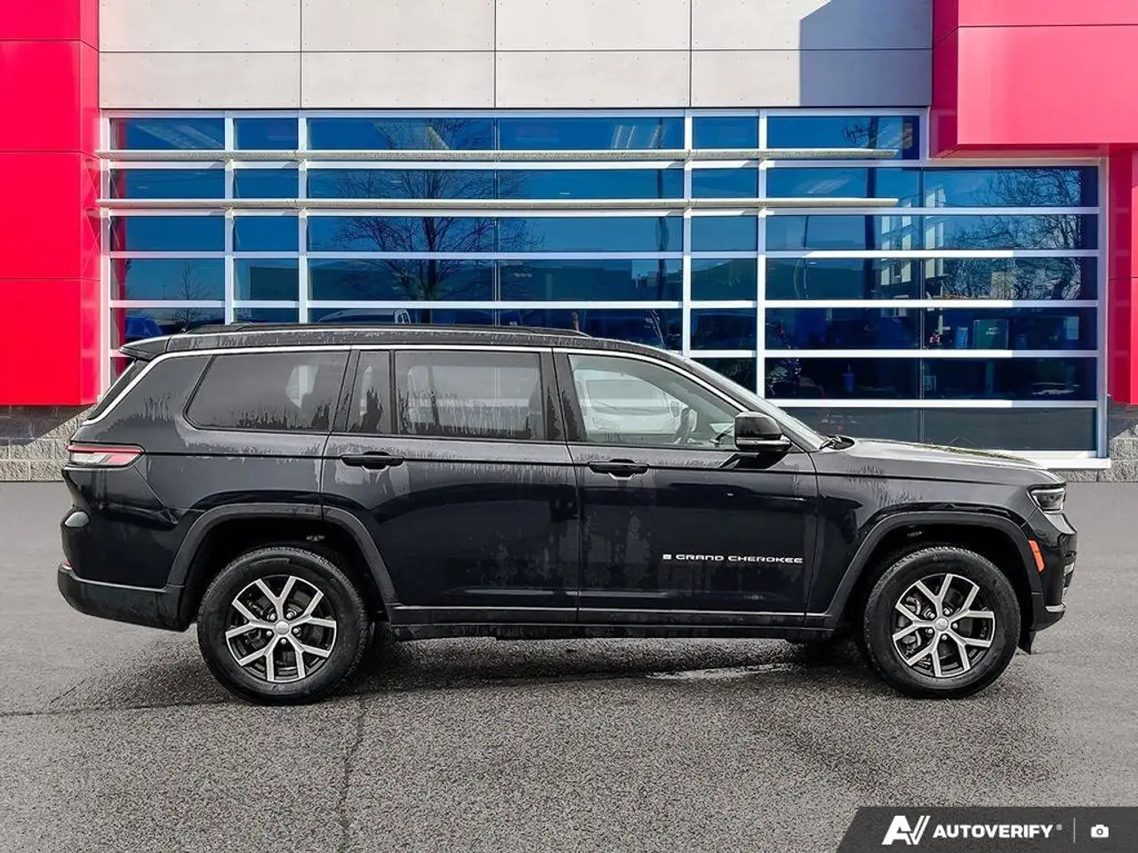 Jeep Grand Cherokee photo Jeep Grand Cherokee