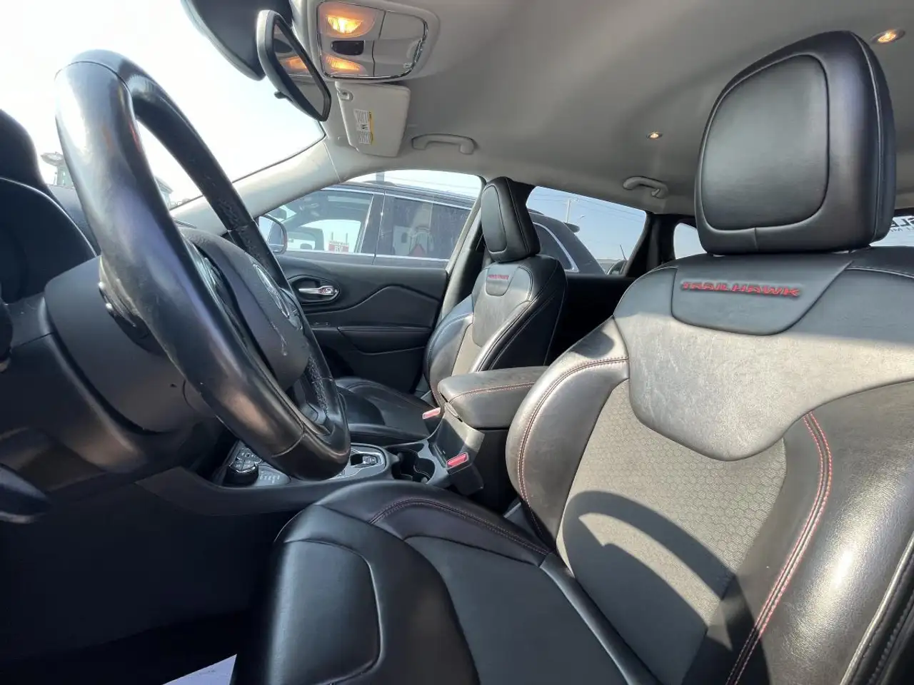 Jeep Cherokee снимка Jeep Cherokee
