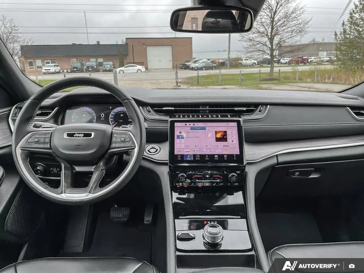 Jeep Grand Cherokee photo Jeep Grand Cherokee