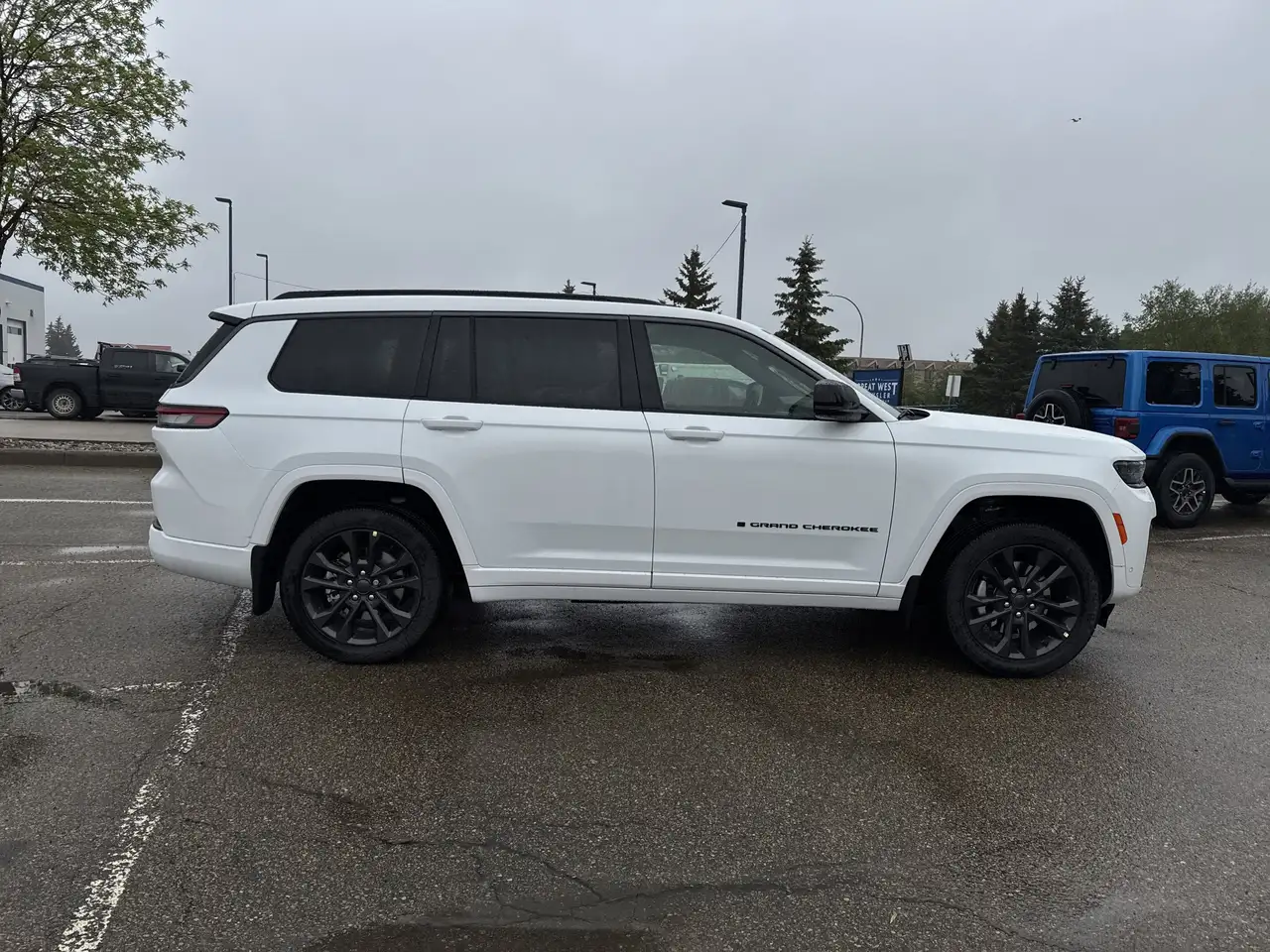 Jeep Grand Cherokee снимка Jeep Grand Cherokee