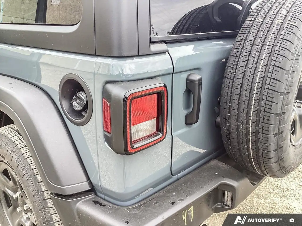 Jeep Wrangler снимка Jeep Wrangler