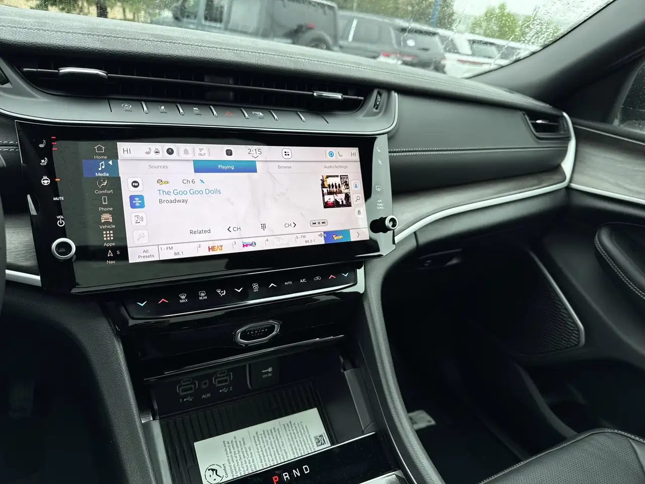 Jeep Grand Cherokee снимка Jeep Grand Cherokee