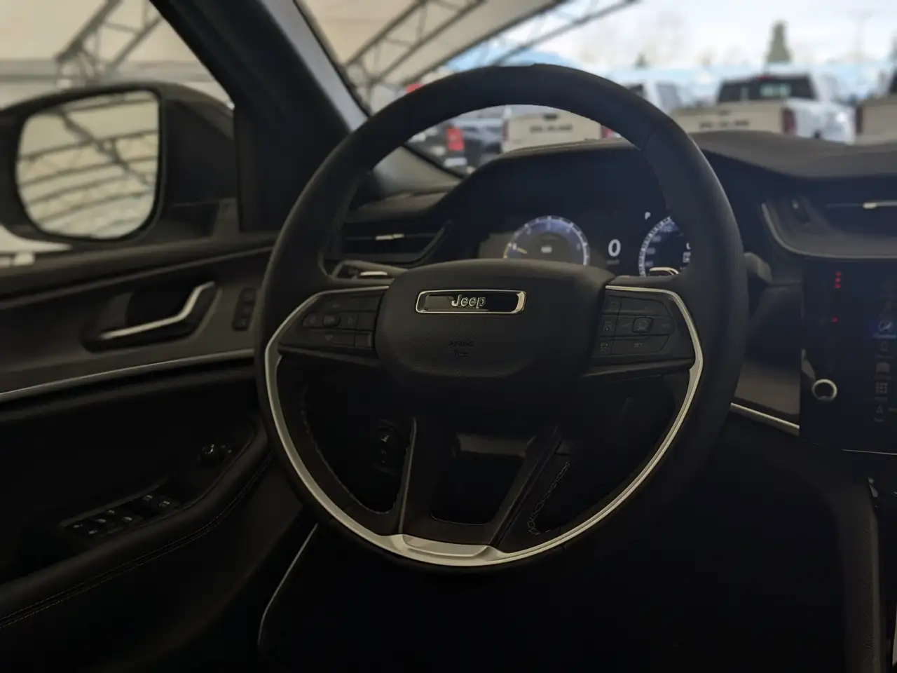 Jeep Grand Cherokee снимка Jeep Grand Cherokee