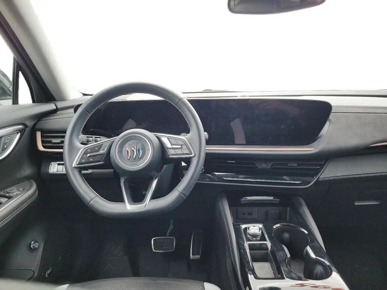 Buick Envision photo Buick Envision