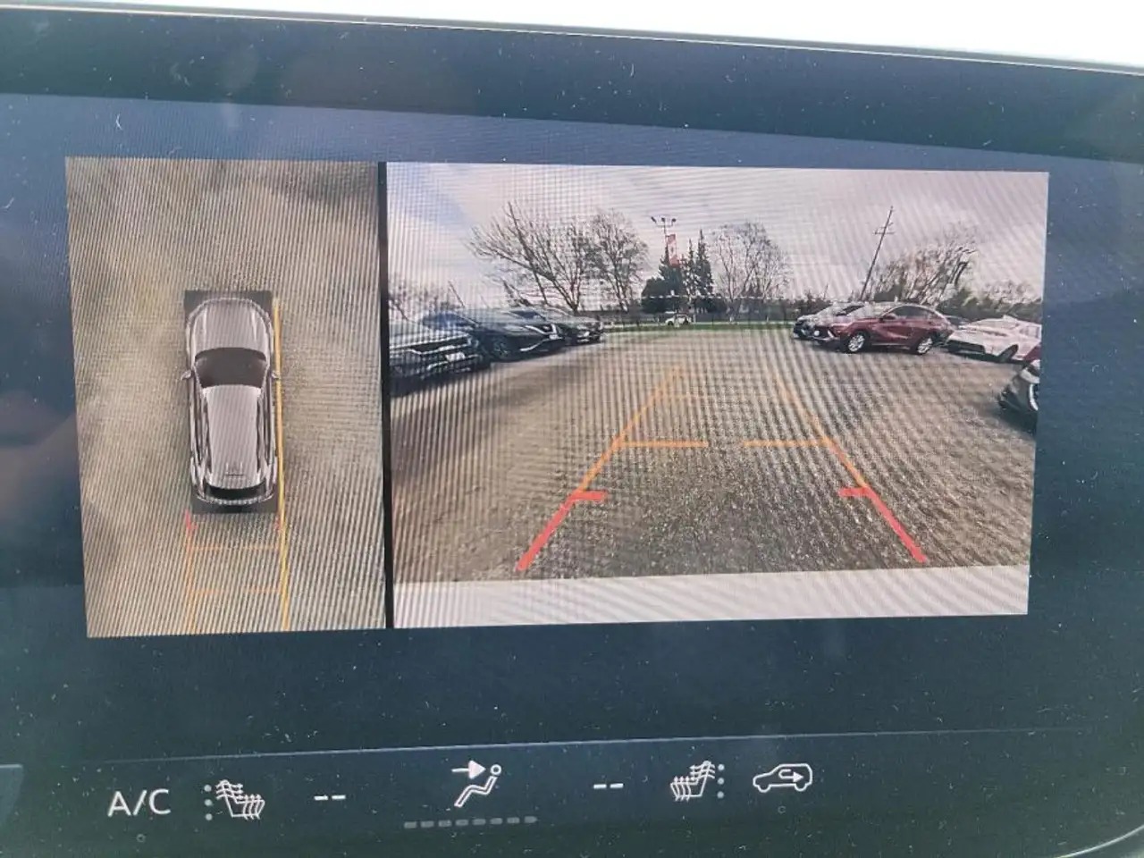 Buick Envision photo Buick Envision