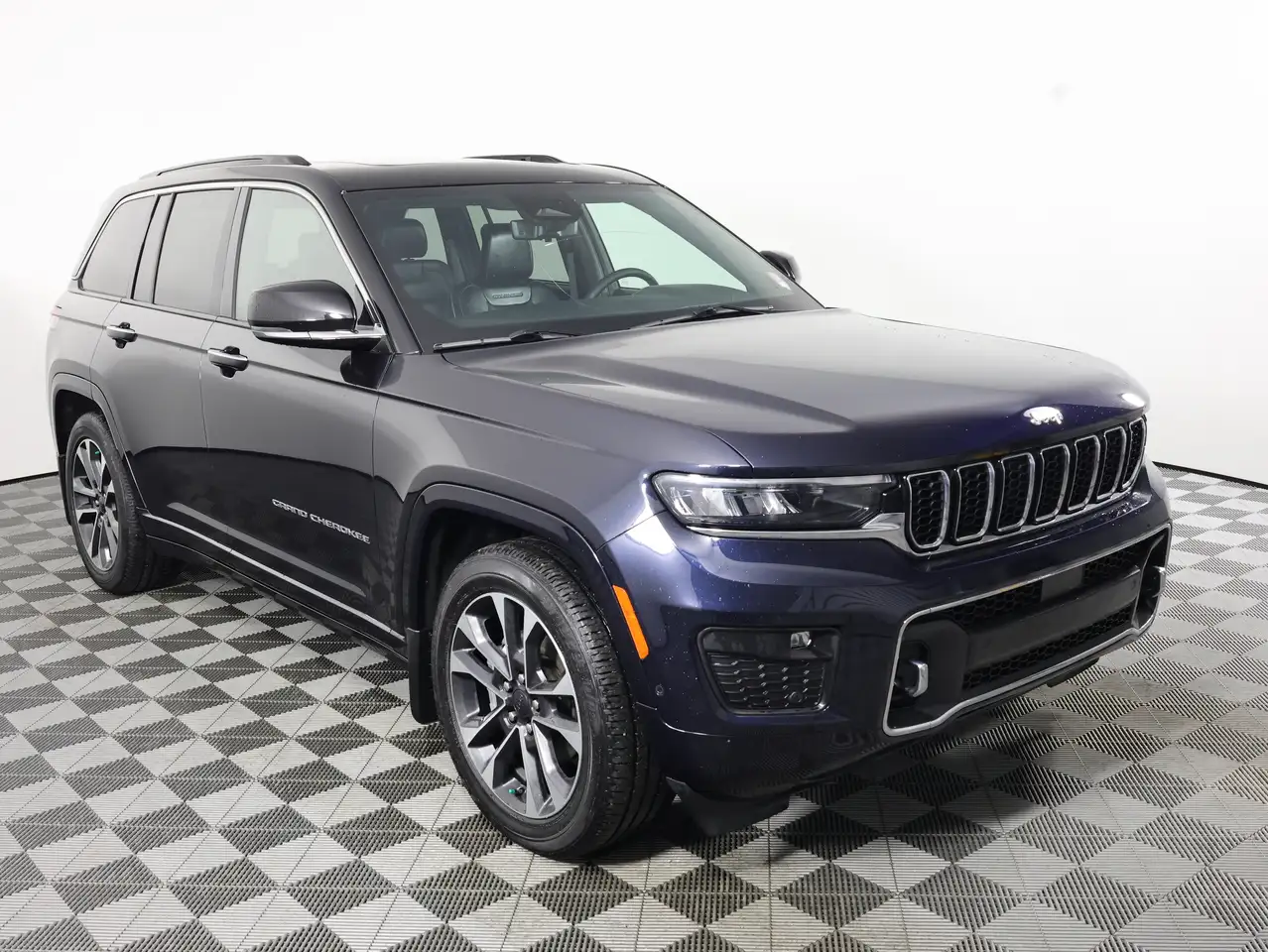 Jeep Grand Cherokee снимка Jeep Grand Cherokee