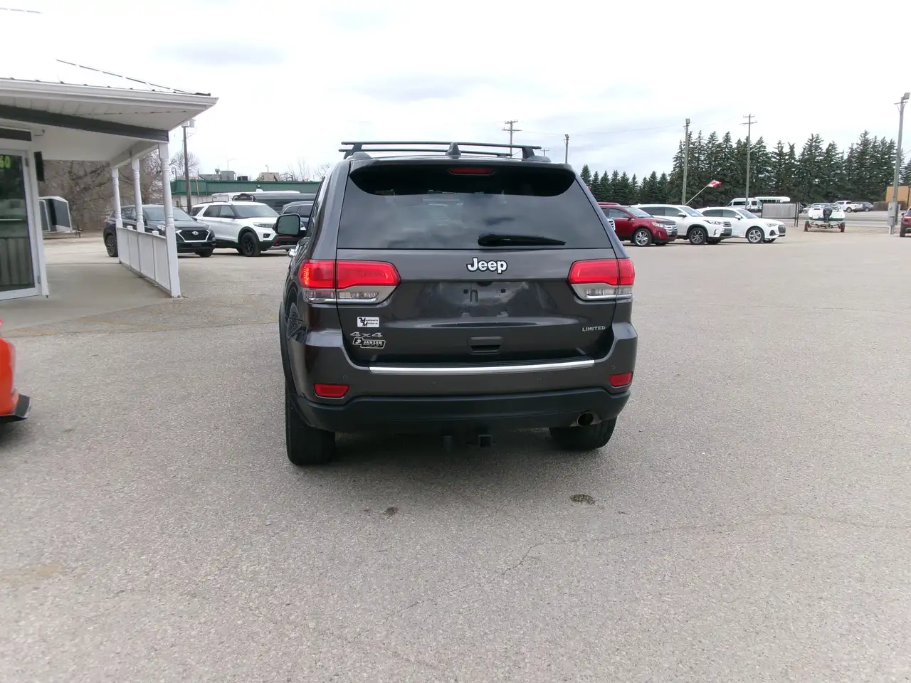 Jeep Grand Cherokee photo Jeep Grand Cherokee