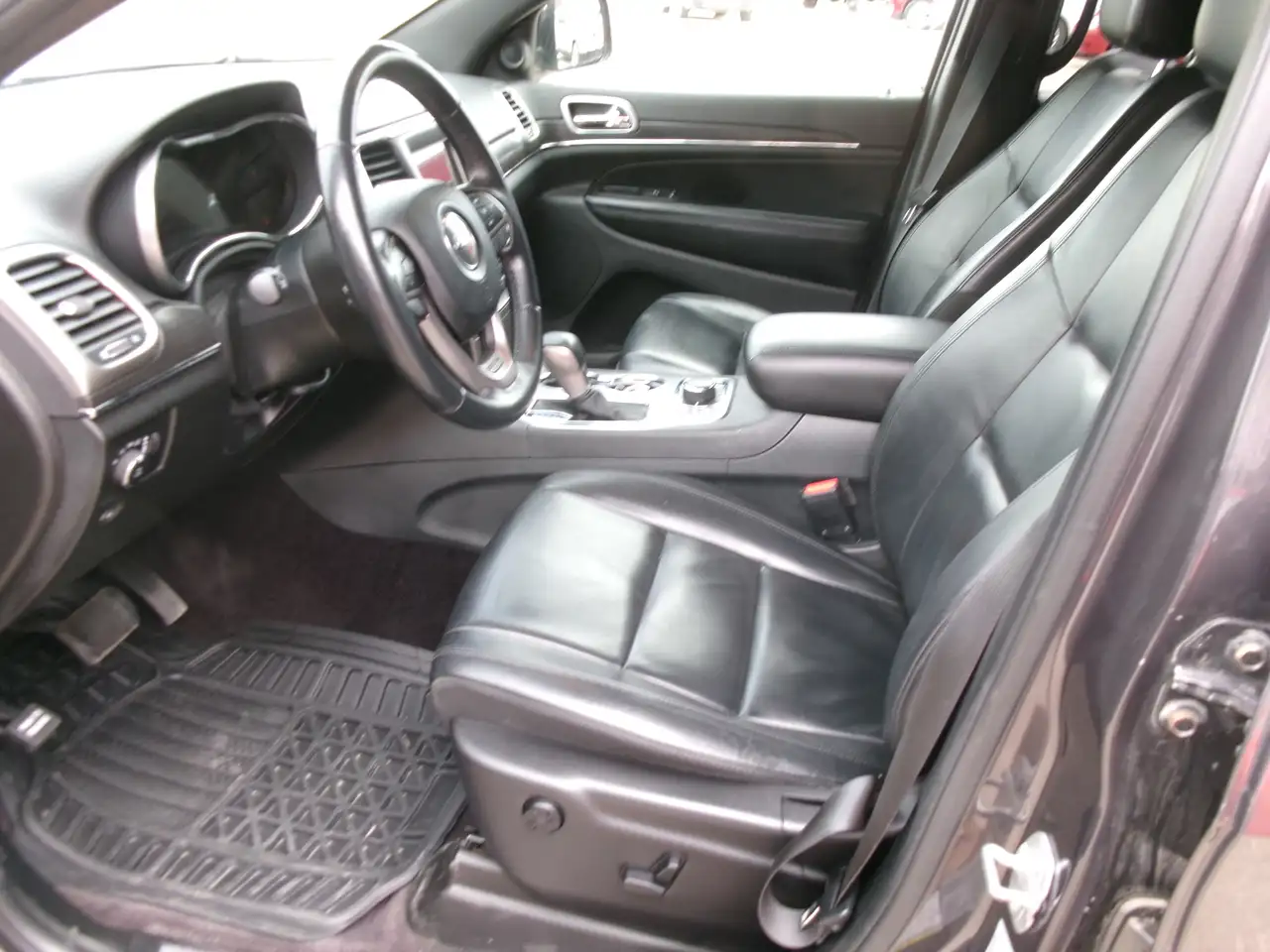 Jeep Grand Cherokee photo Jeep Grand Cherokee
