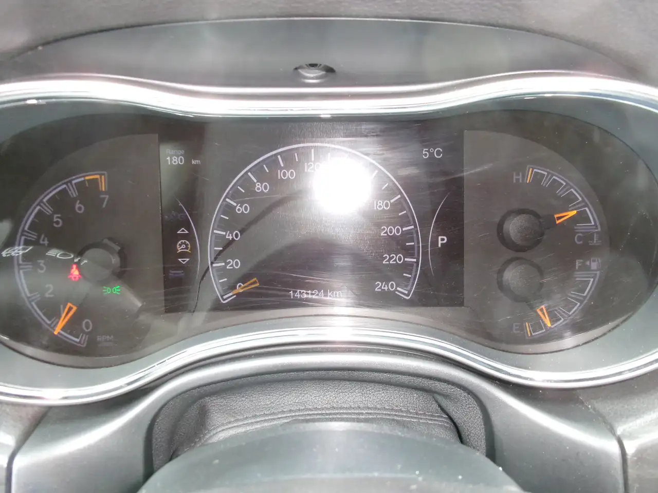 Jeep Grand Cherokee photo Jeep Grand Cherokee