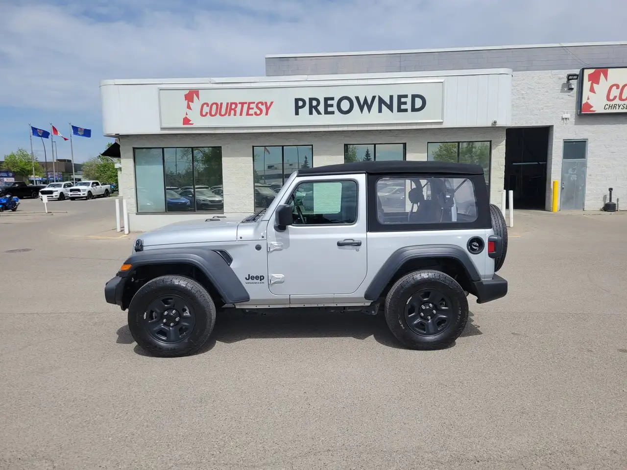 Jeep Wrangler photo Jeep Wrangler