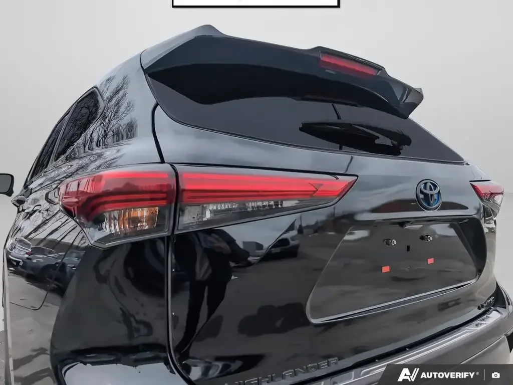 Toyota Highlander снимка Toyota Highlander