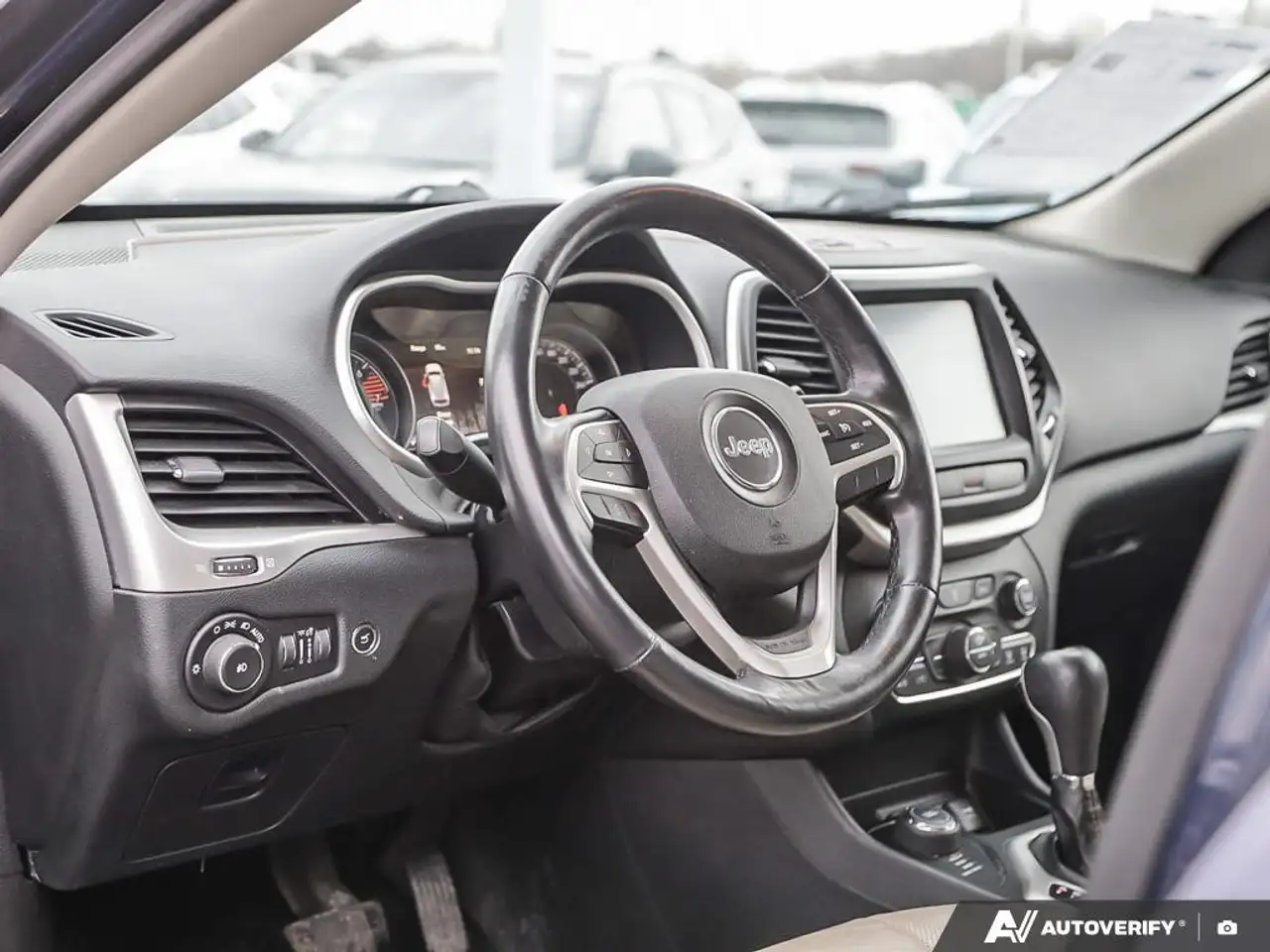 Jeep Cherokee fotografie Jeep Cherokee