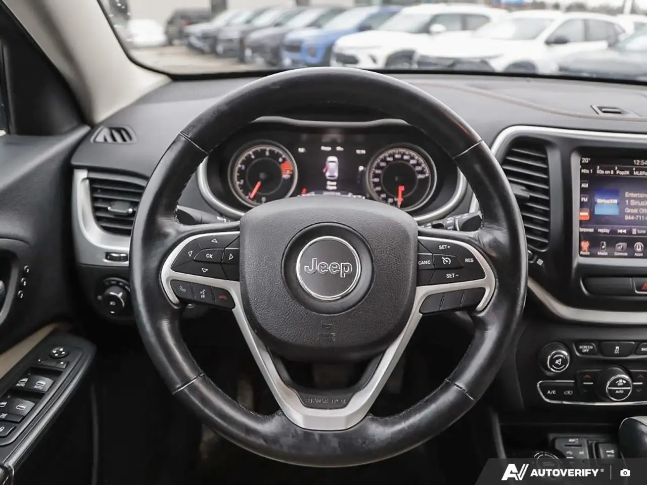 Jeep Cherokee fotografie Jeep Cherokee