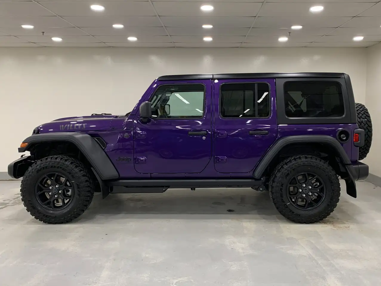Jeep Wrangler снимка Jeep Wrangler