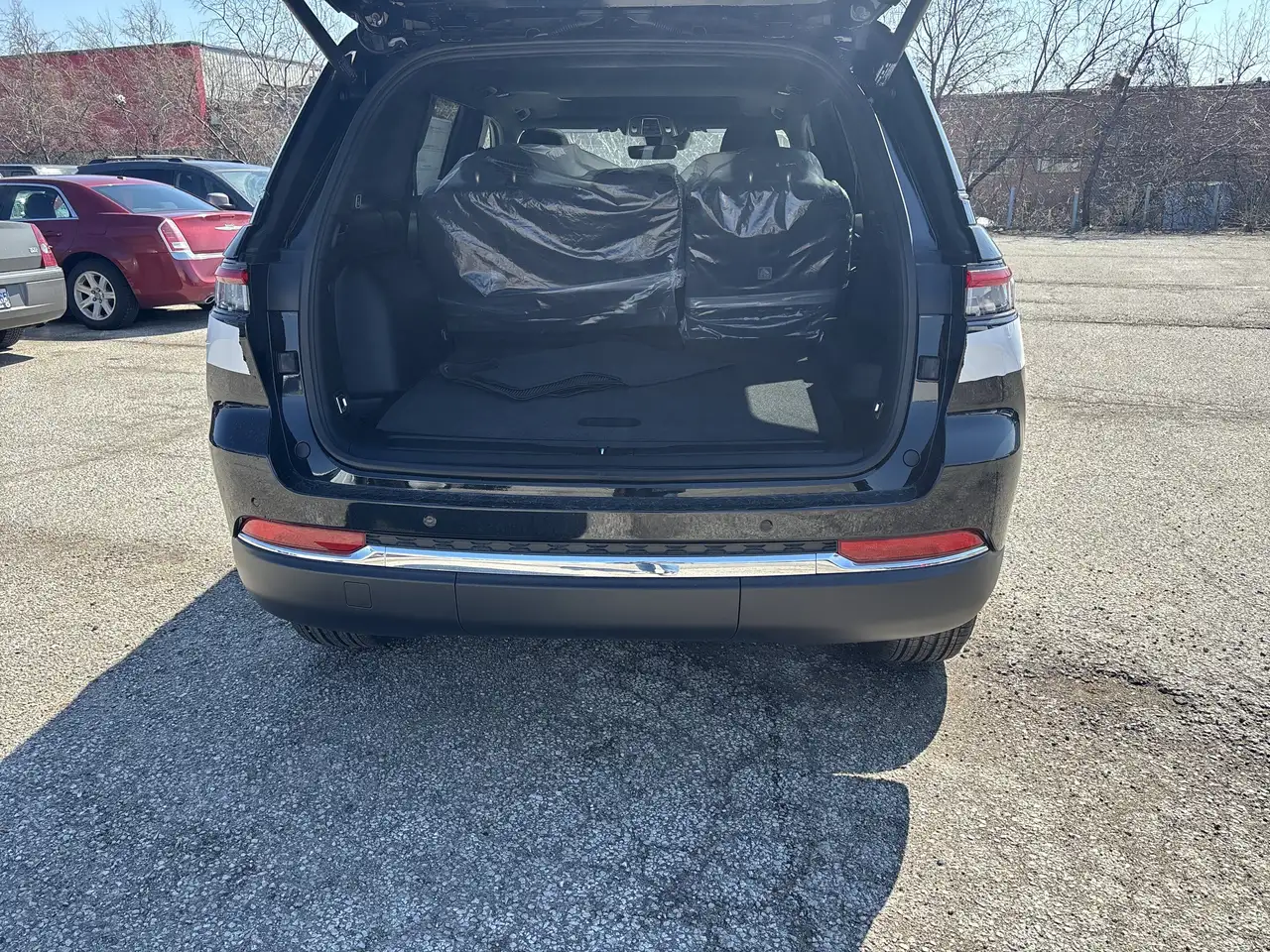Jeep Grand Cherokee снимка Jeep Grand Cherokee