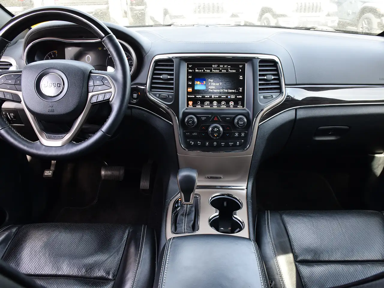 Jeep Grand Cherokee photo Jeep Grand Cherokee