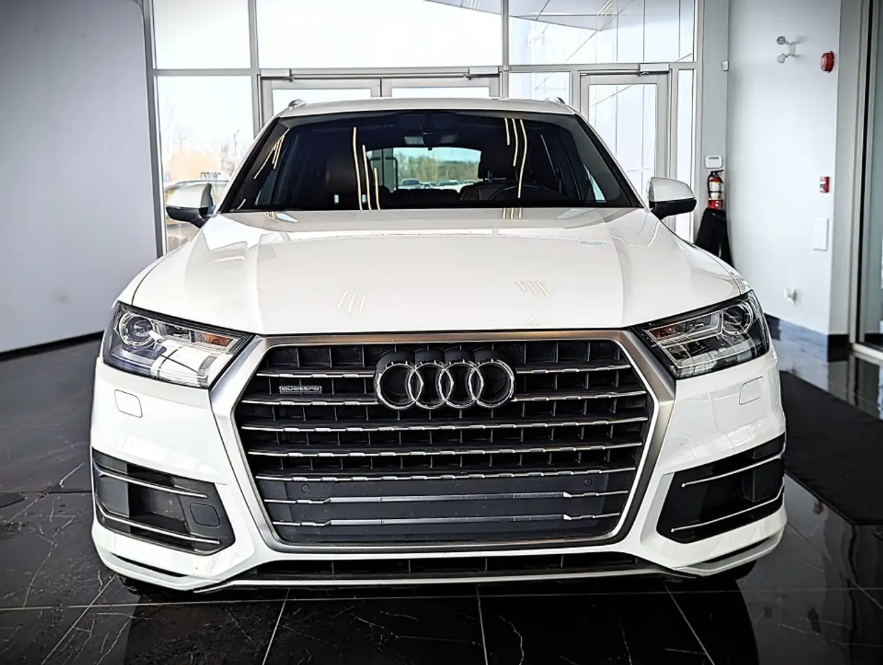 Audi Q7 снимка Audi Q7