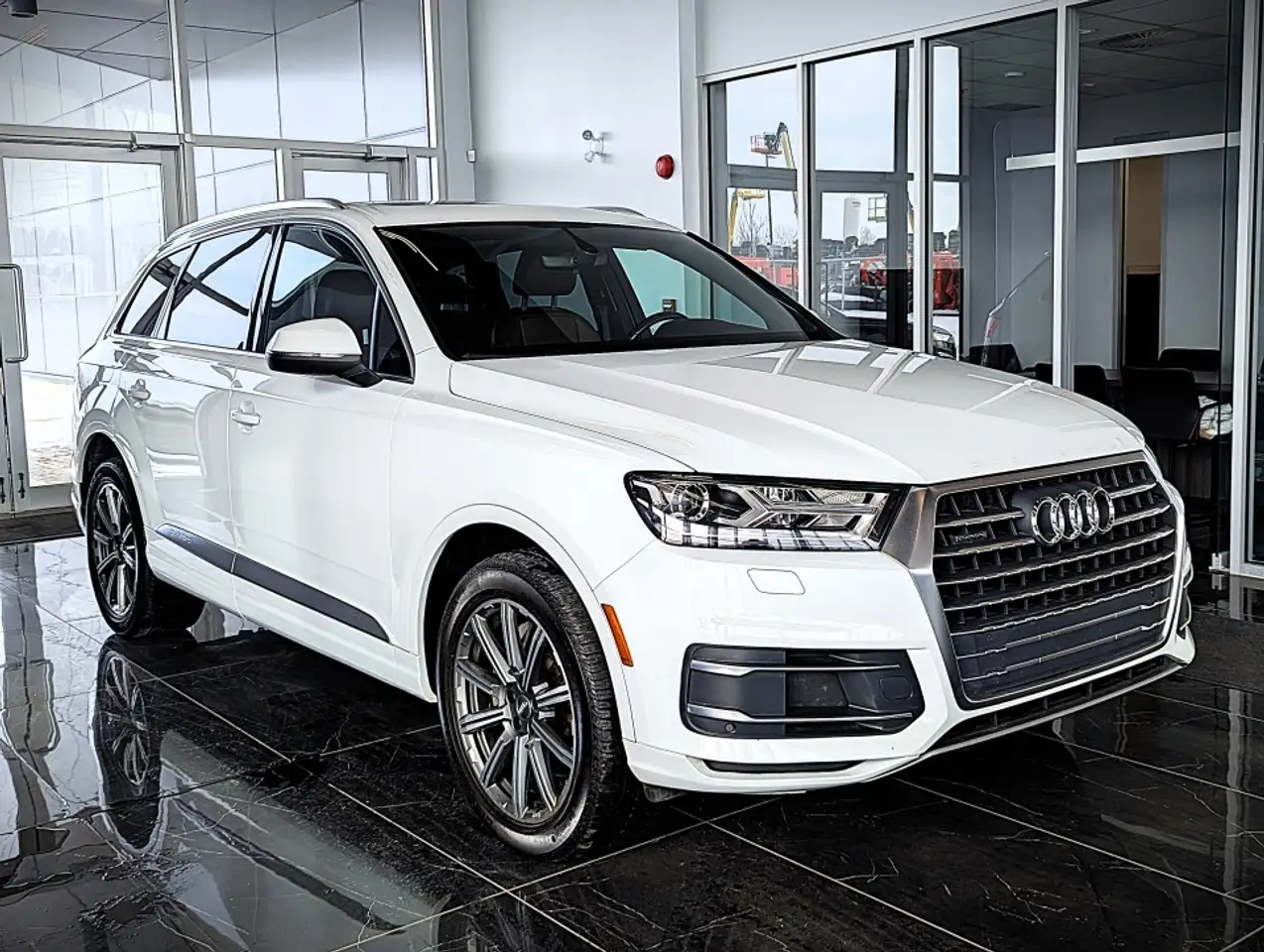 Audi Q7 снимка Audi Q7