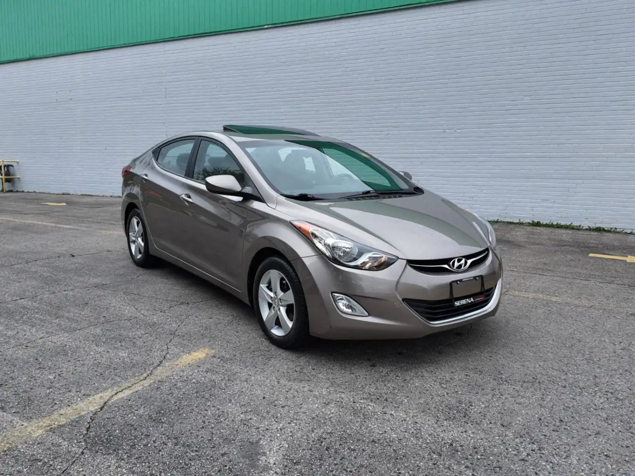Hyundai ELANTRA снимка Hyundai ELANTRA