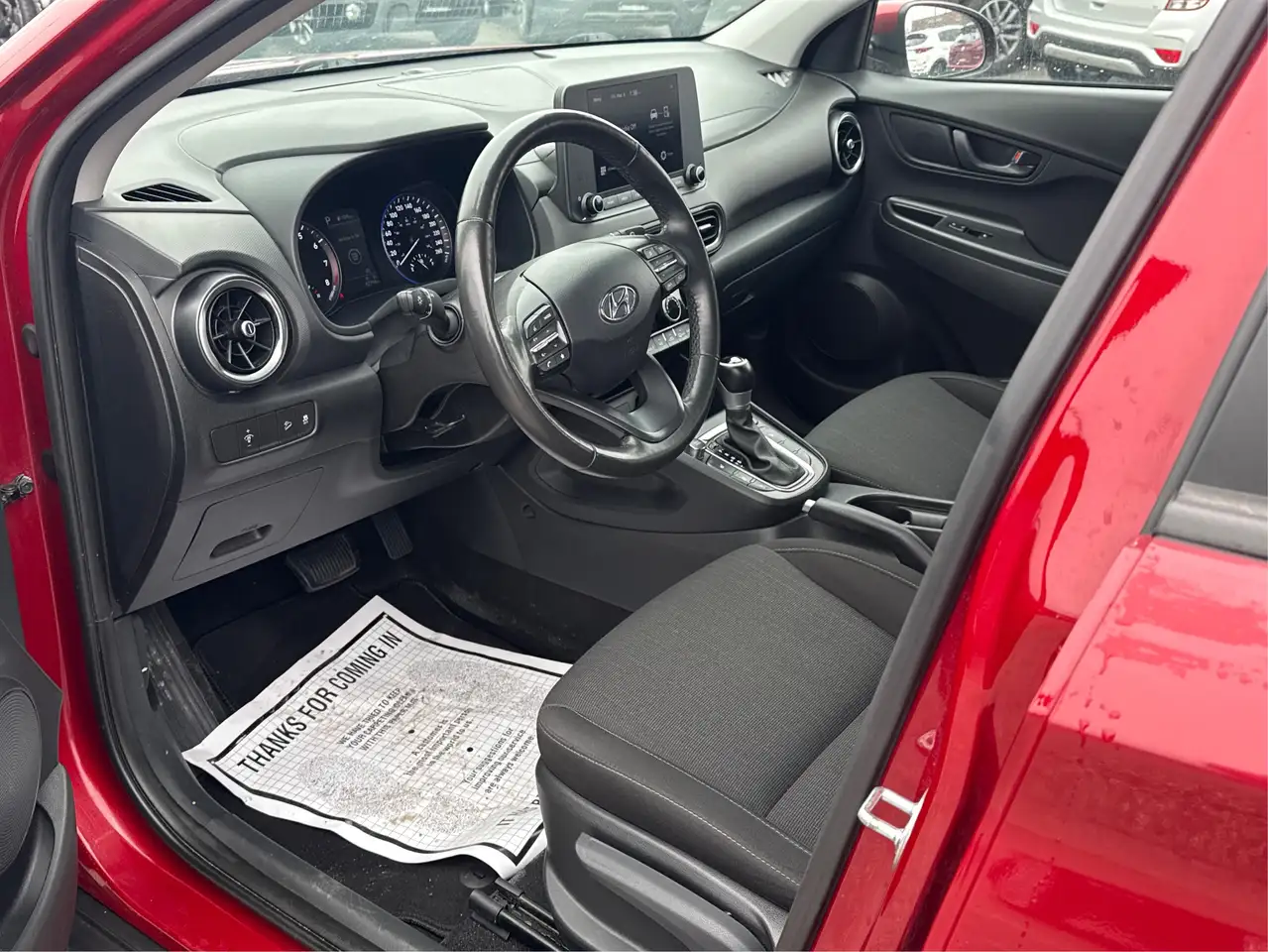 Hyundai KONA снимка Hyundai KONA