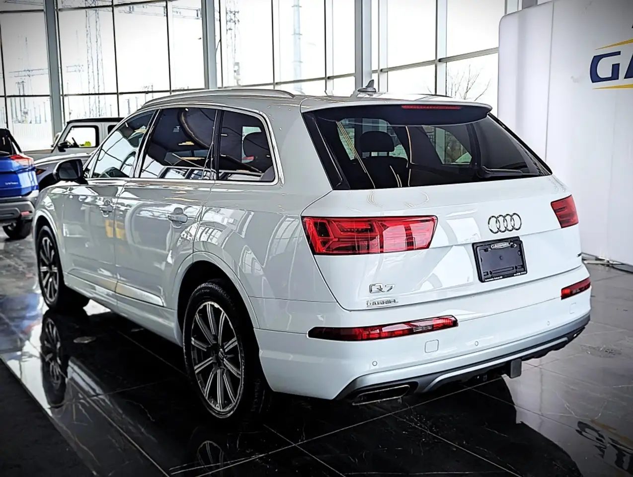 Audi Q7 снимка Audi Q7