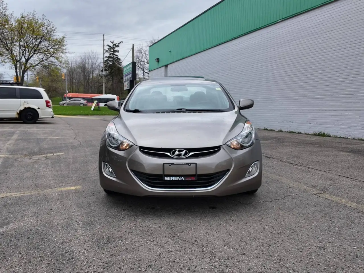 Hyundai ELANTRA снимка Hyundai ELANTRA