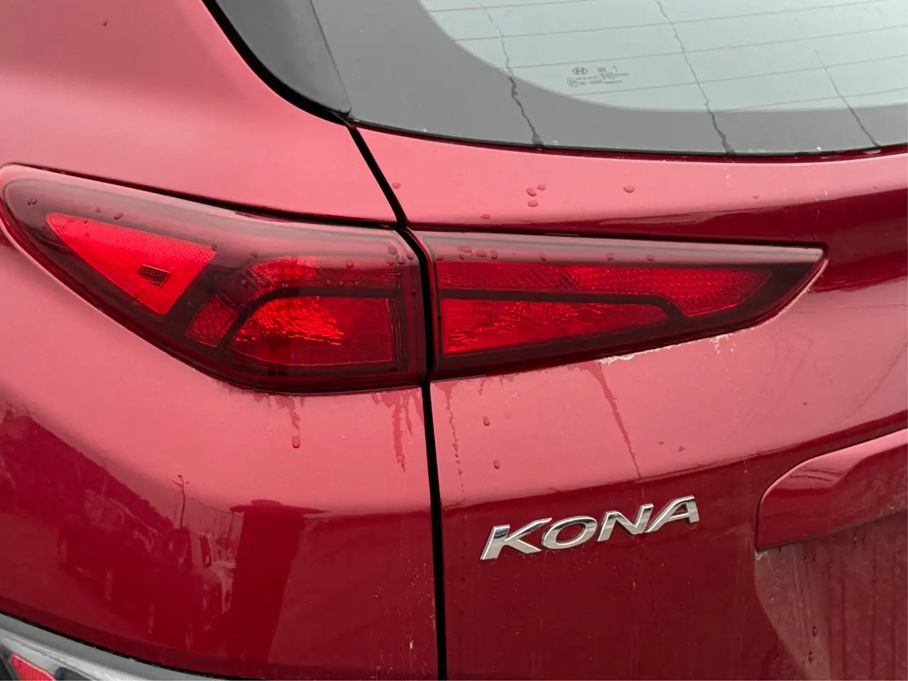 Hyundai KONA снимка Hyundai KONA