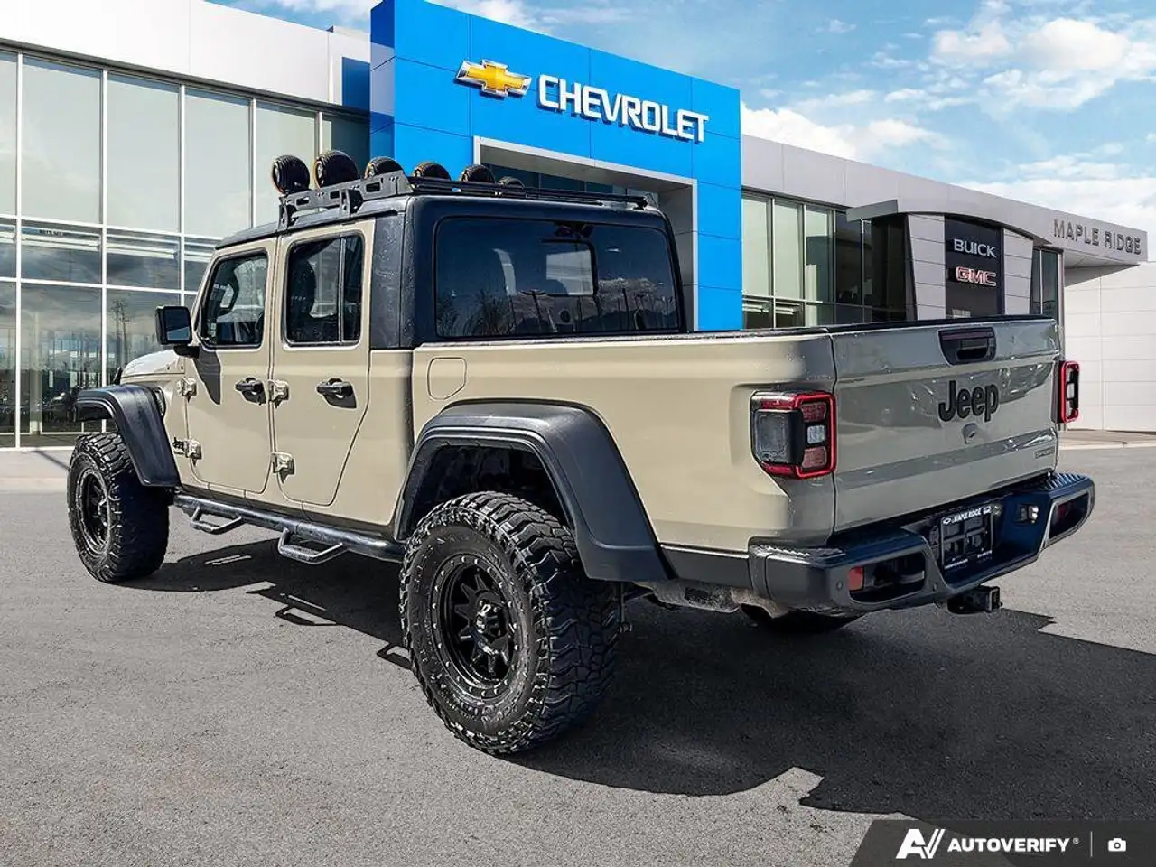 Jeep Gladiator photo Jeep Gladiator