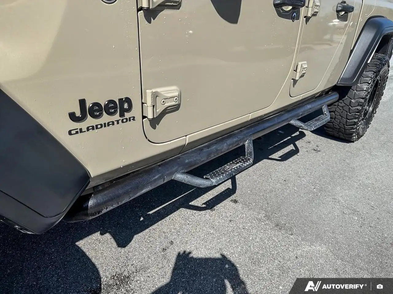 Jeep Gladiator photo Jeep Gladiator