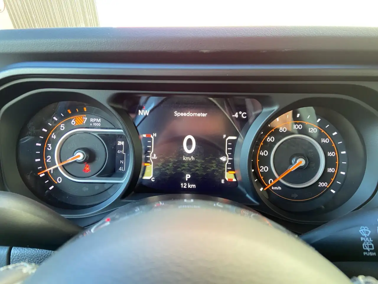Jeep Wrangler снимка Jeep Wrangler