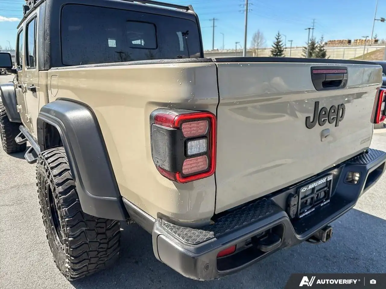 Jeep Gladiator photo Jeep Gladiator