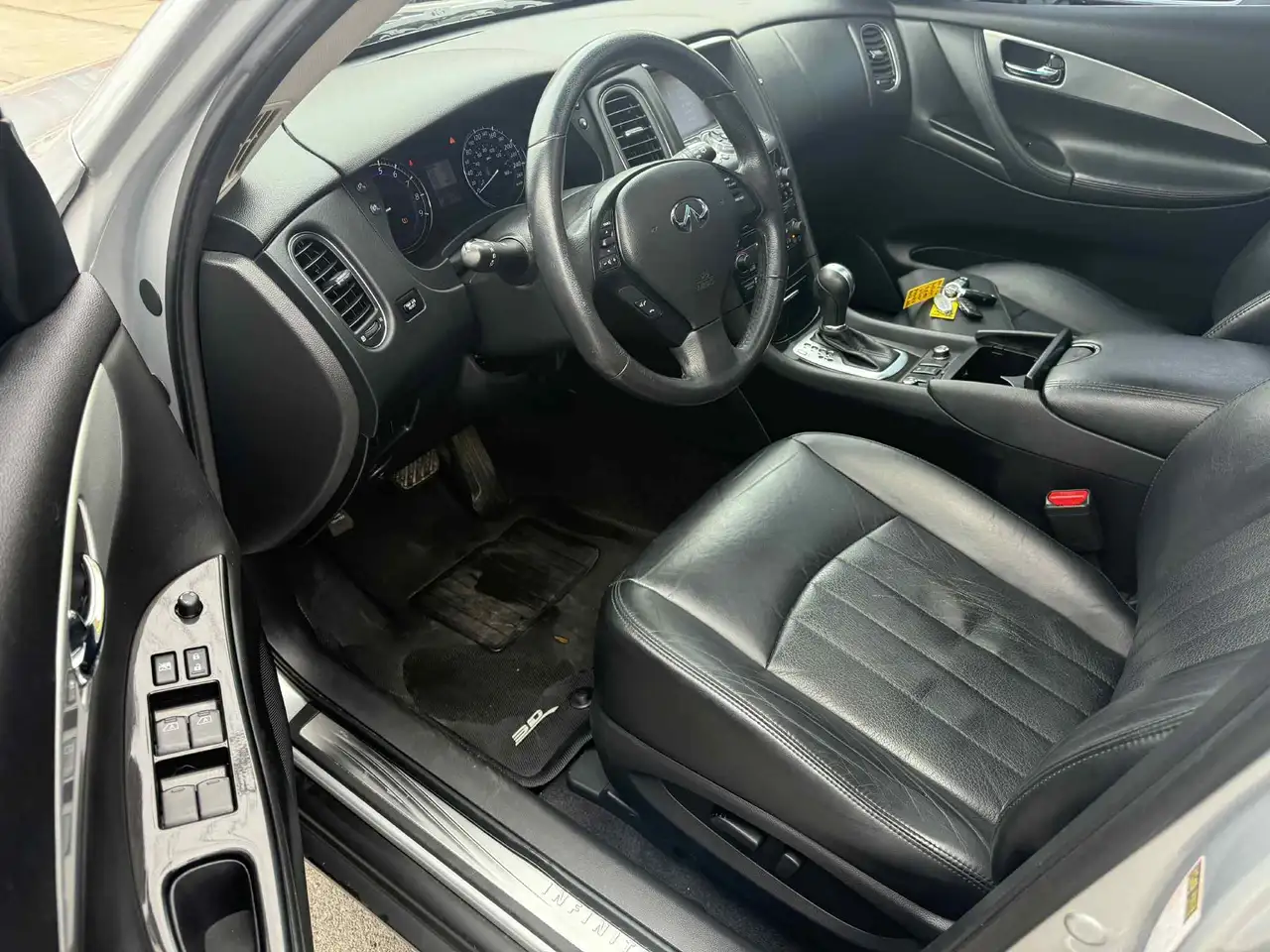 Infiniti QX50 снимка Infiniti QX50