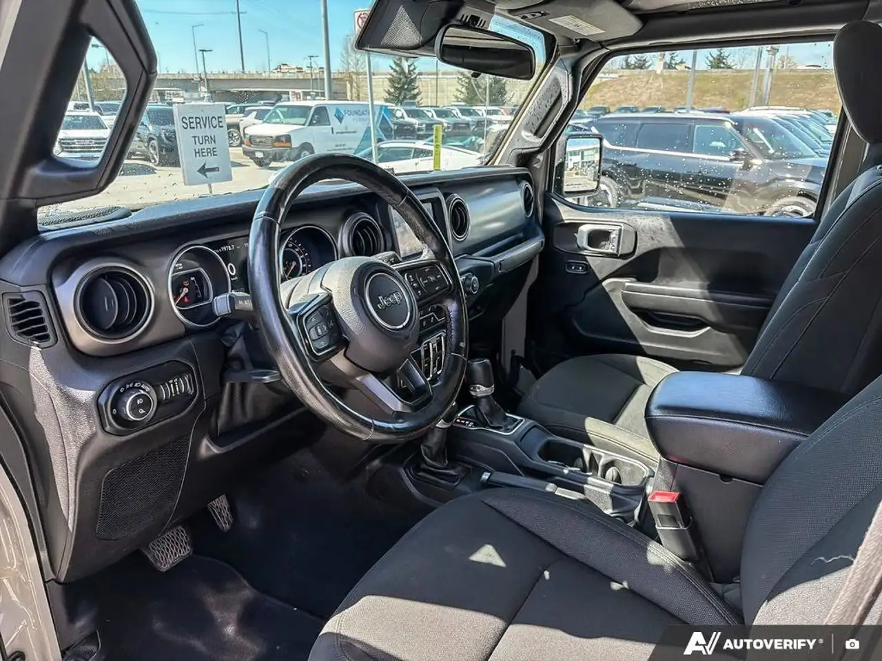 Jeep Gladiator photo Jeep Gladiator