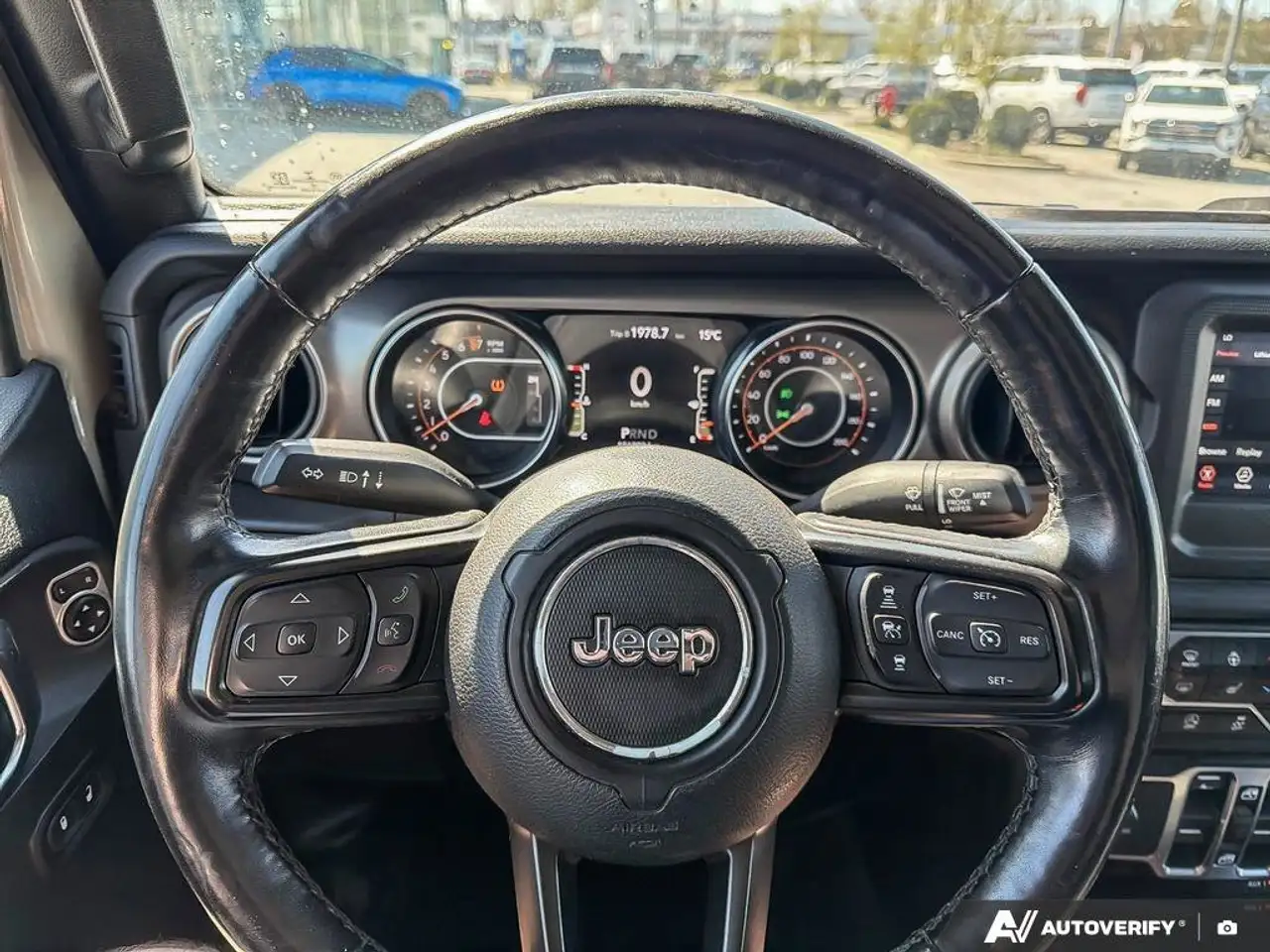Jeep Gladiator photo Jeep Gladiator
