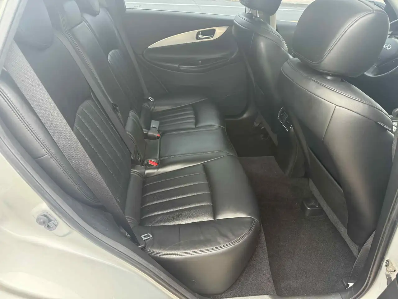 Infiniti QX50 снимка Infiniti QX50