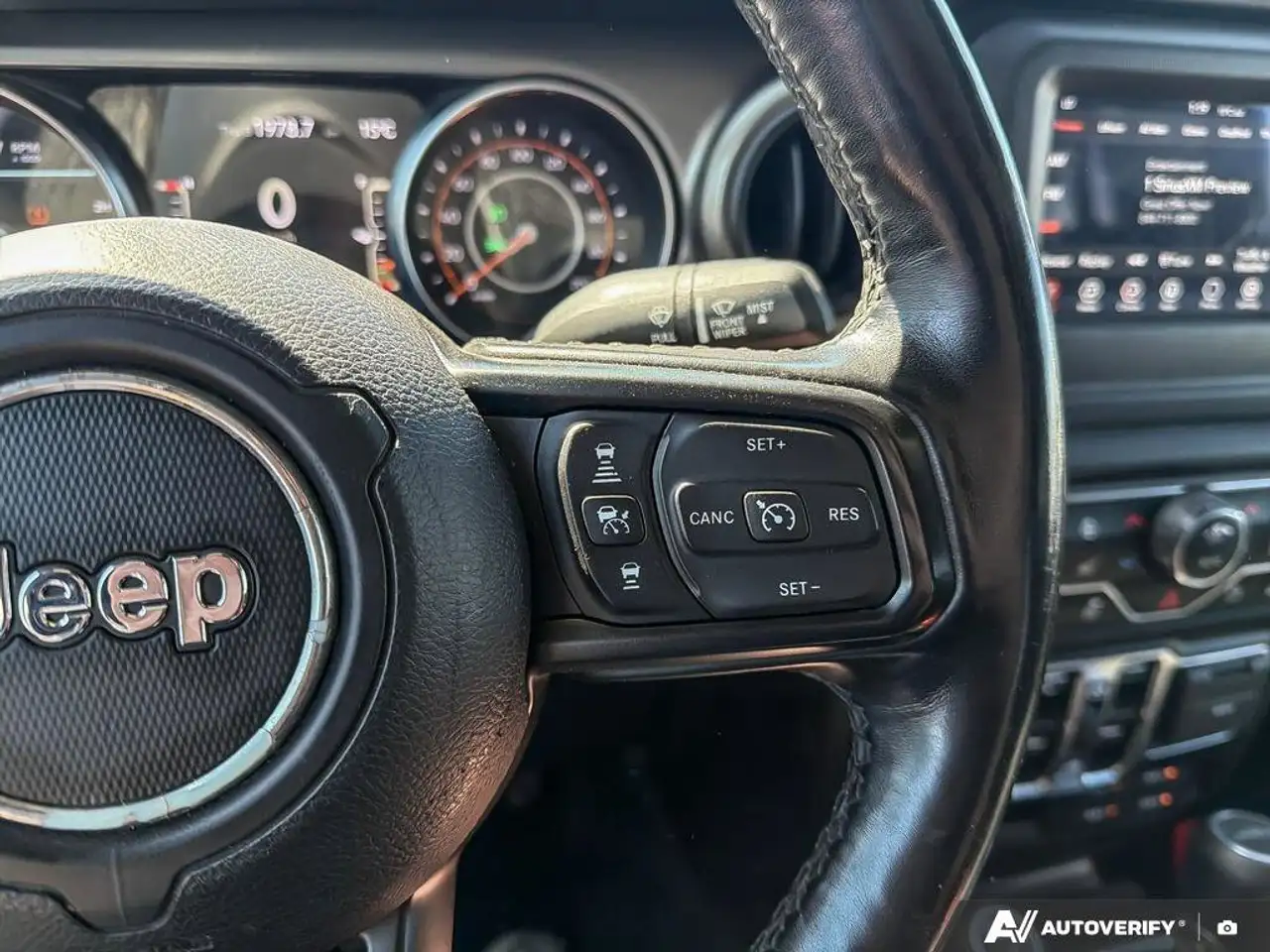 Jeep Gladiator photo Jeep Gladiator