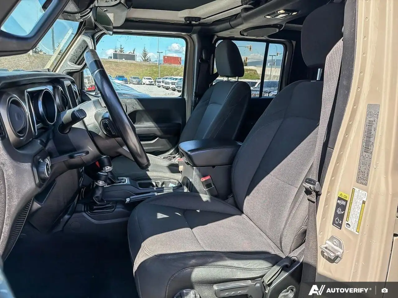 Jeep Gladiator photo Jeep Gladiator