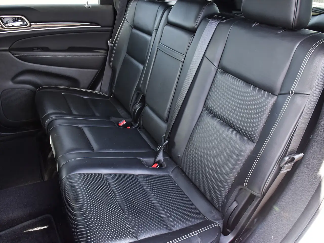 Jeep Grand Cherokee photo Jeep Grand Cherokee