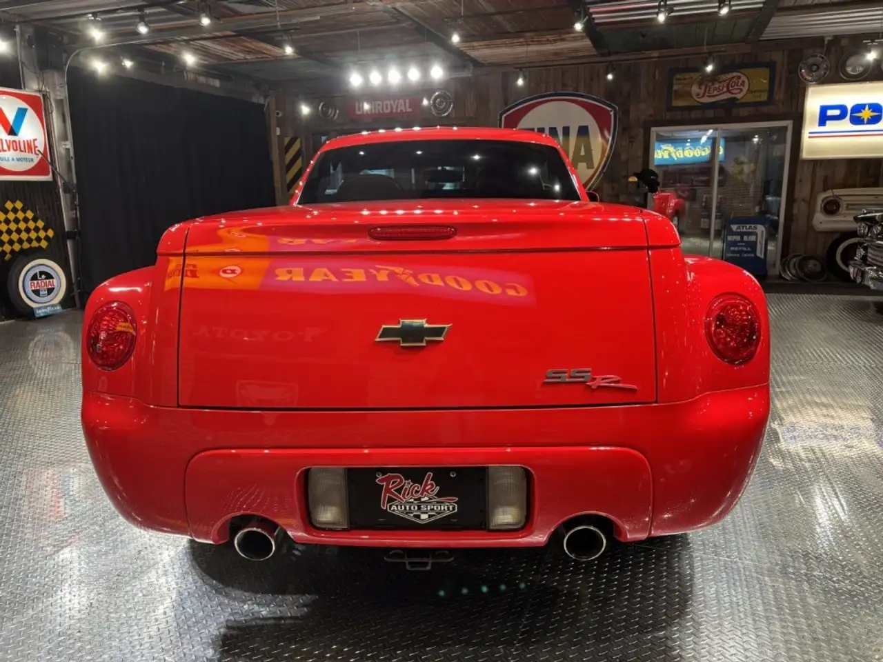 Chevrolet SSR снимка Chevrolet SSR