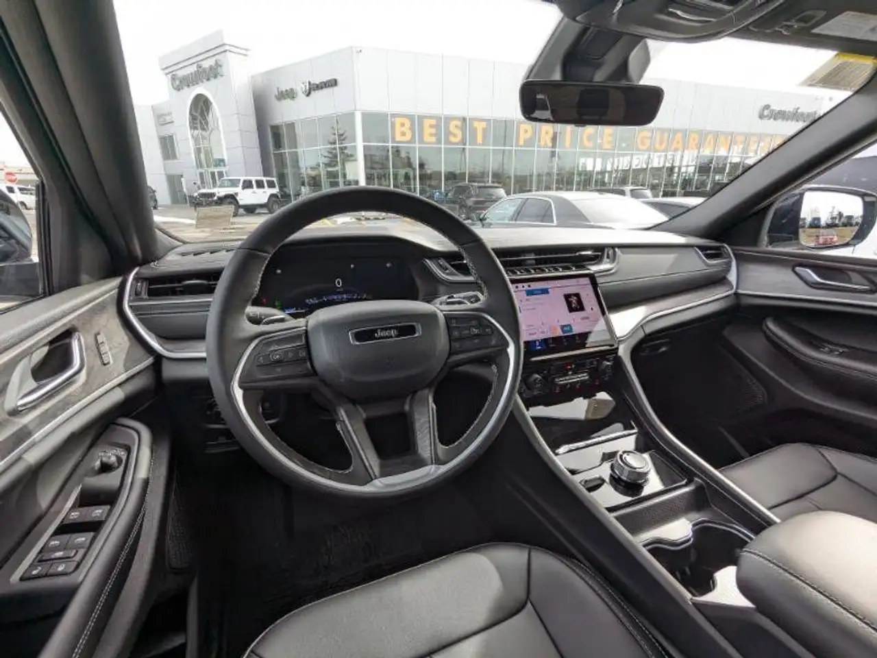 Jeep Grand Cherokee снимка Jeep Grand Cherokee