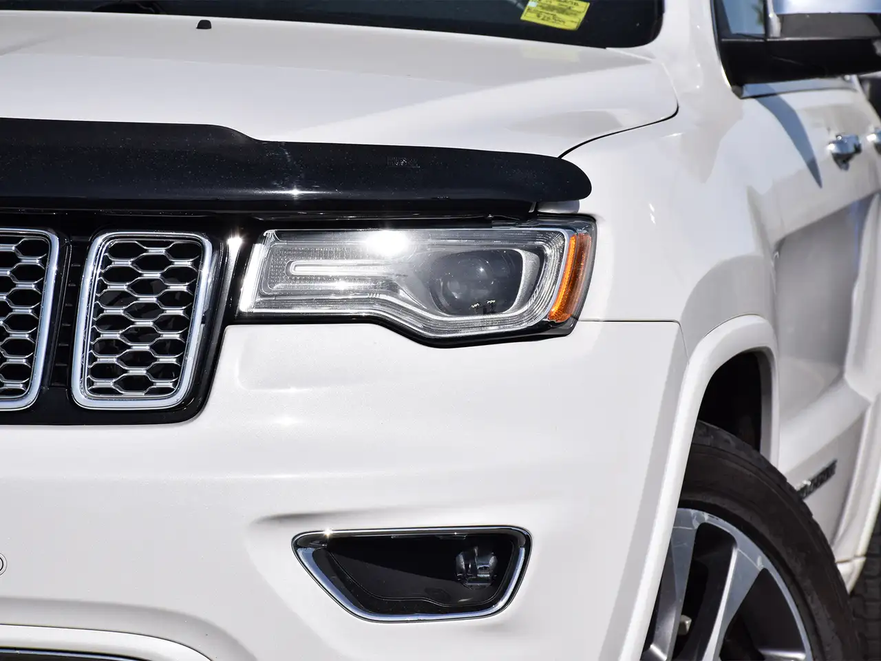 Jeep Grand Cherokee photo Jeep Grand Cherokee