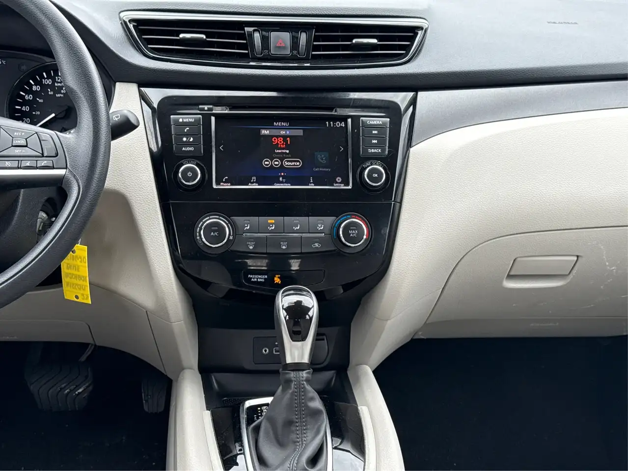 Nissan Qashqai снимка Nissan Qashqai