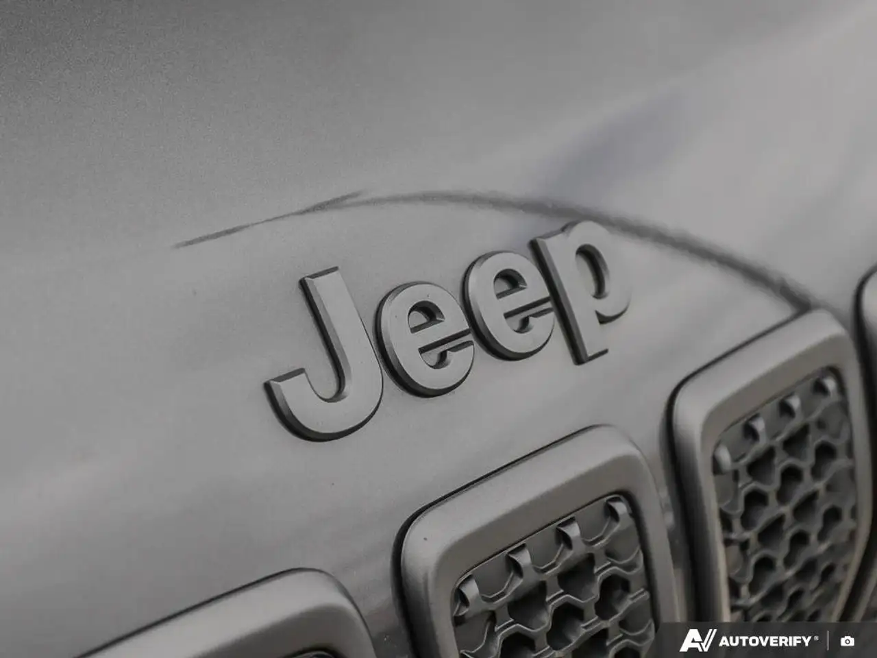Jeep Cherokee photo Jeep Cherokee