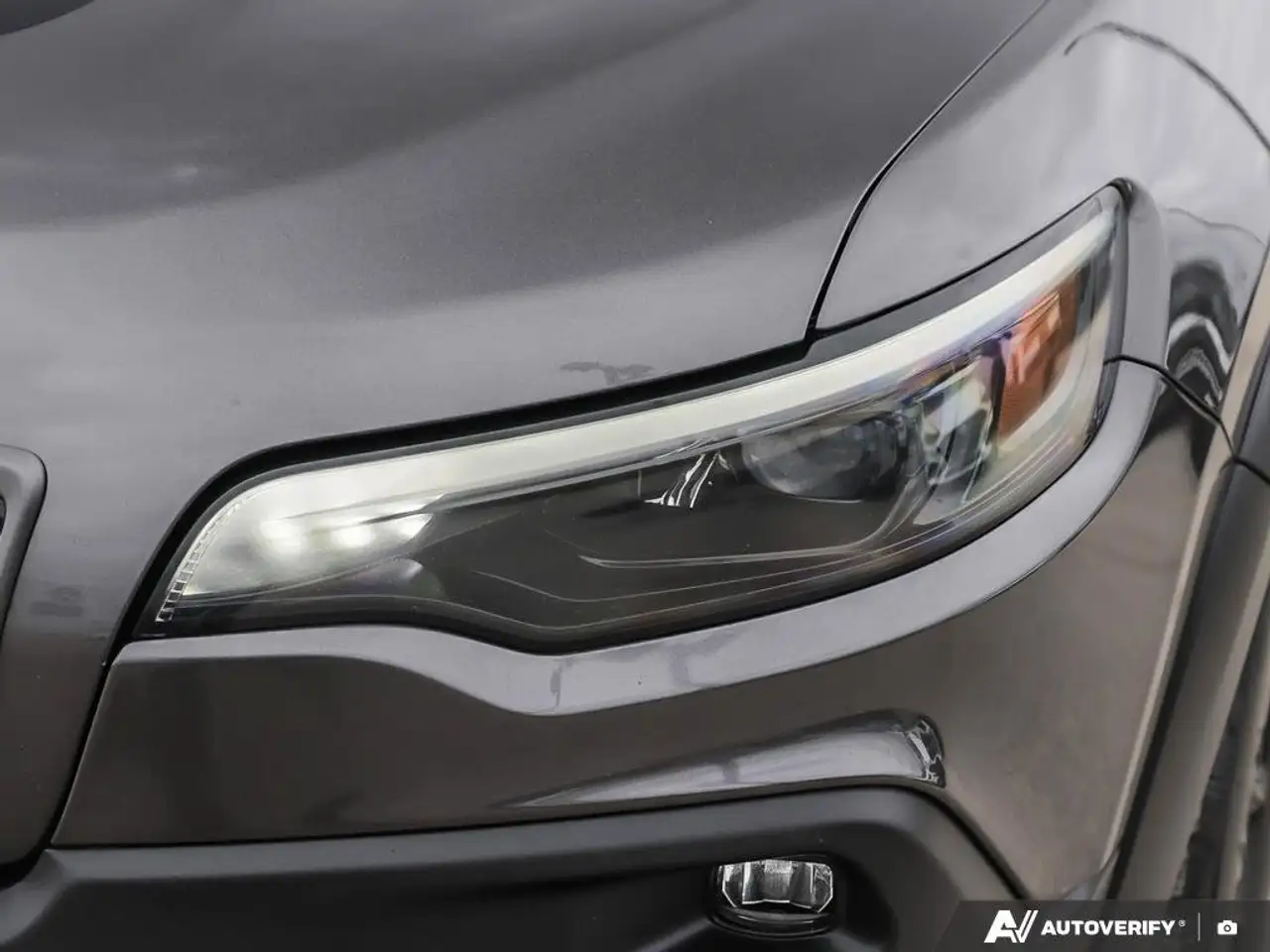 Jeep Cherokee photo Jeep Cherokee