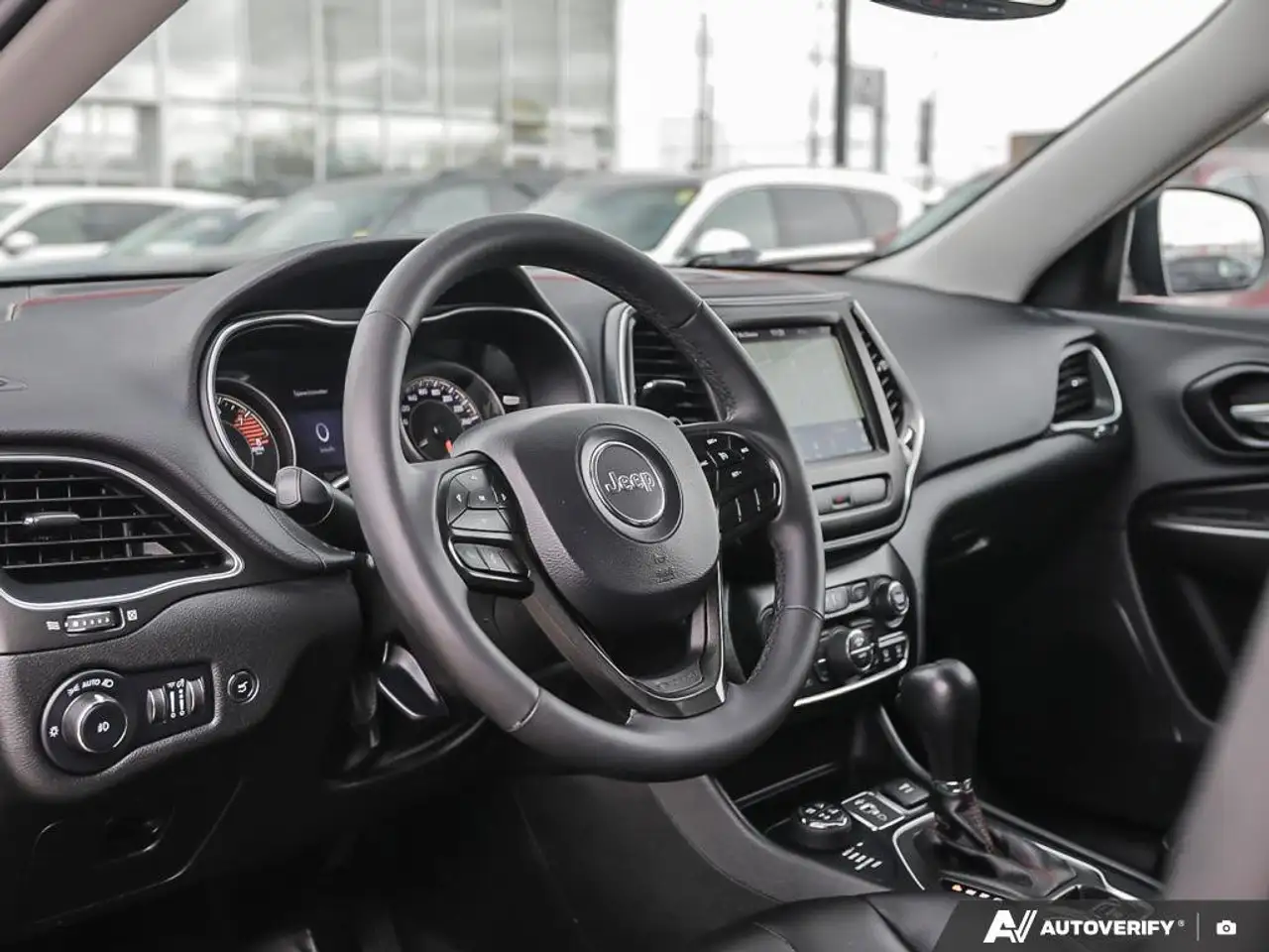 Jeep Cherokee photo Jeep Cherokee