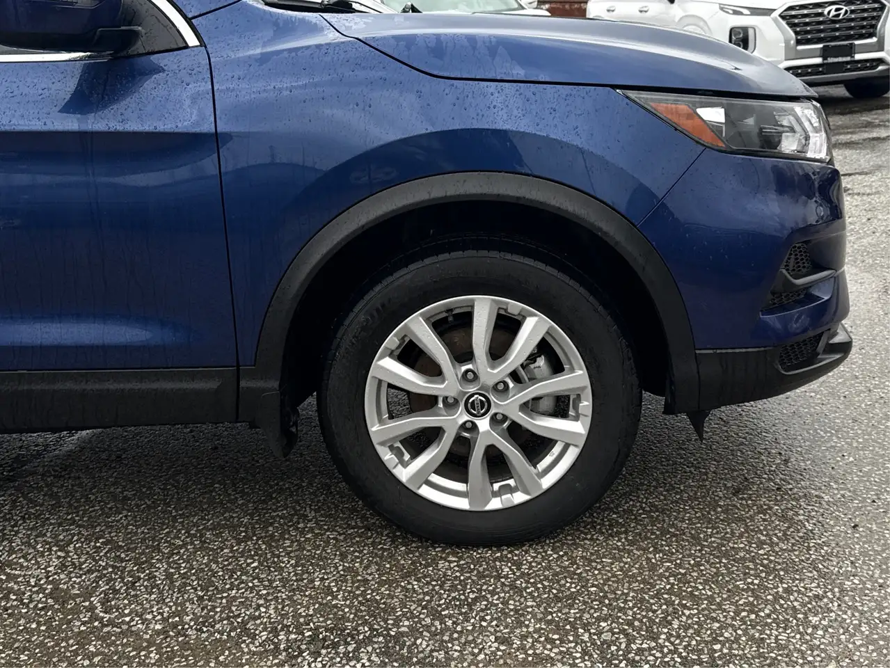 Nissan Qashqai снимка Nissan Qashqai