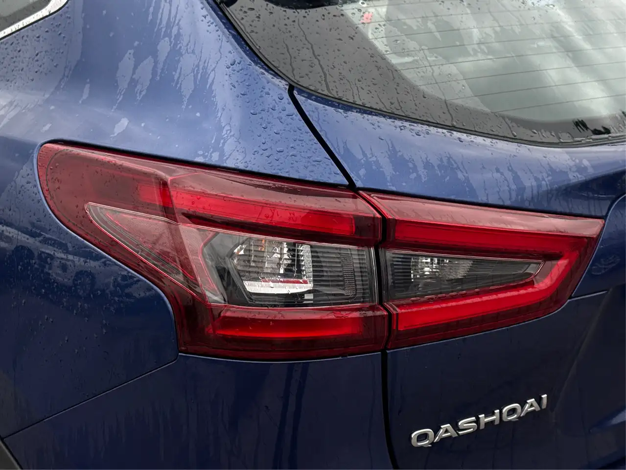 Nissan Qashqai снимка Nissan Qashqai